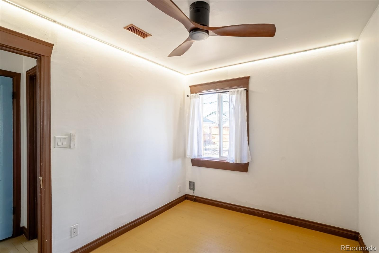 MLS Image #17 for 3335  dexter street,denver, Colorado