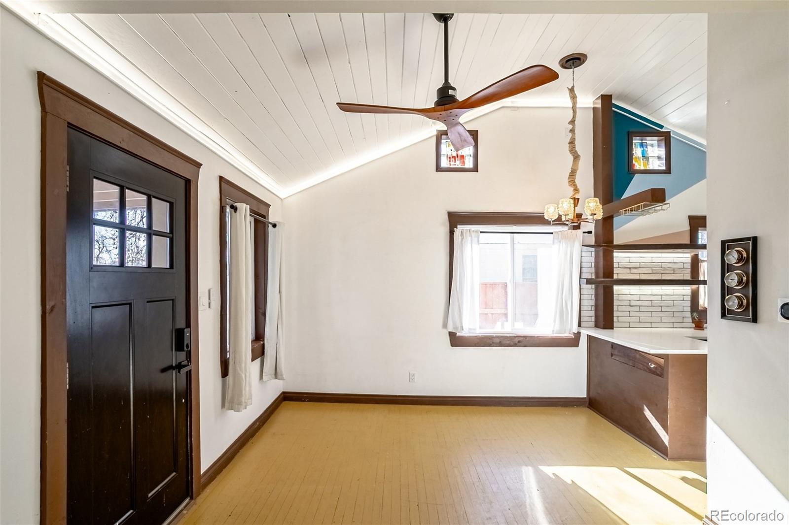MLS Image #5 for 3335  dexter street,denver, Colorado