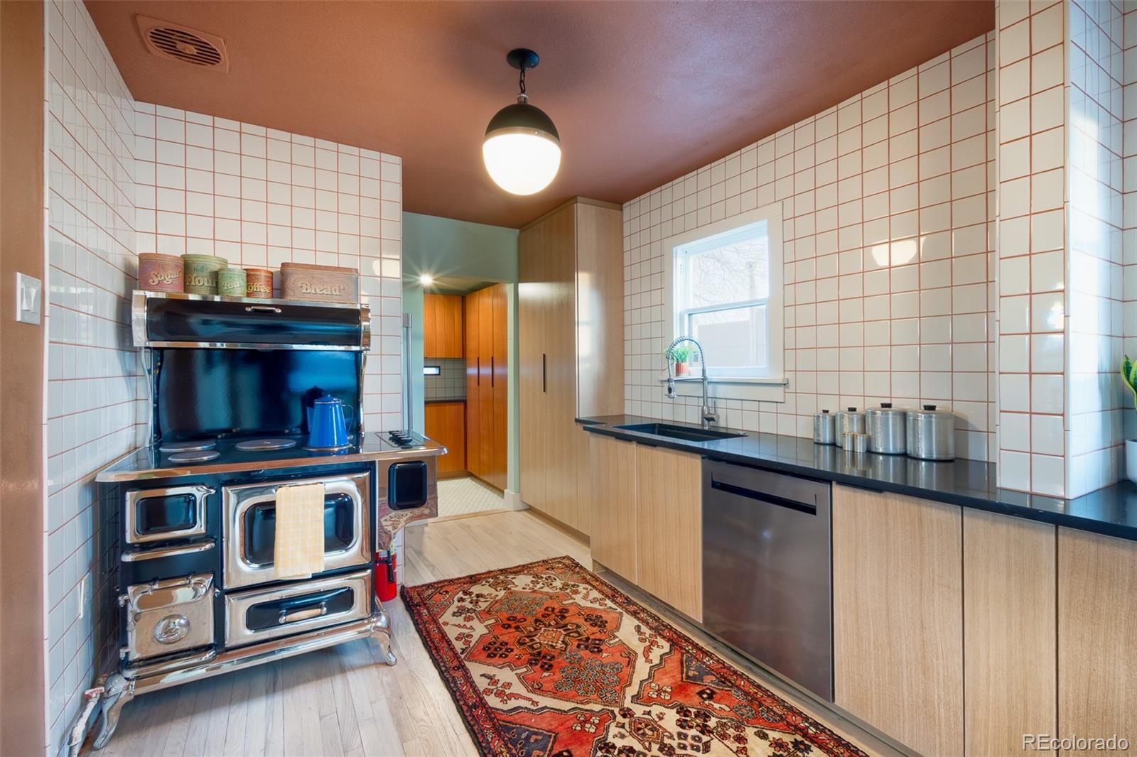 MLS Image #17 for 1220  holly street,pueblo, Colorado