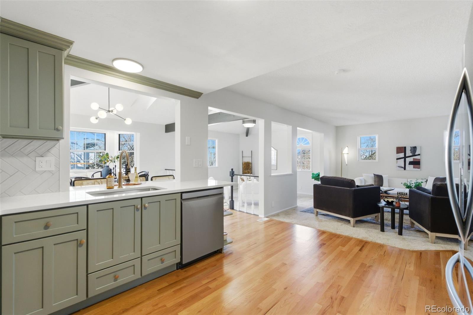 MLS Image #10 for 7061 s glencoe court,centennial, Colorado
