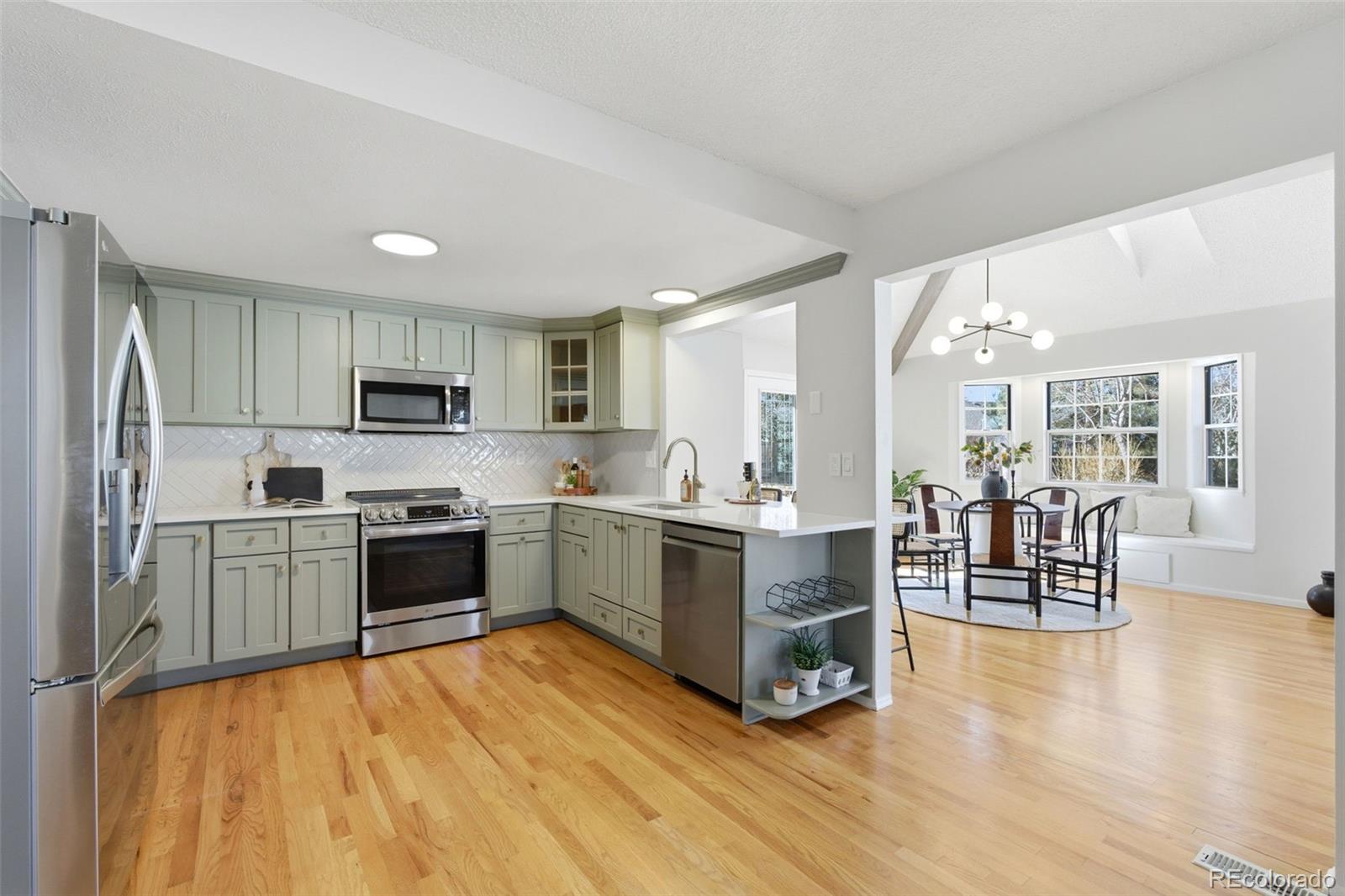 MLS Image #11 for 7061 s glencoe court,centennial, Colorado