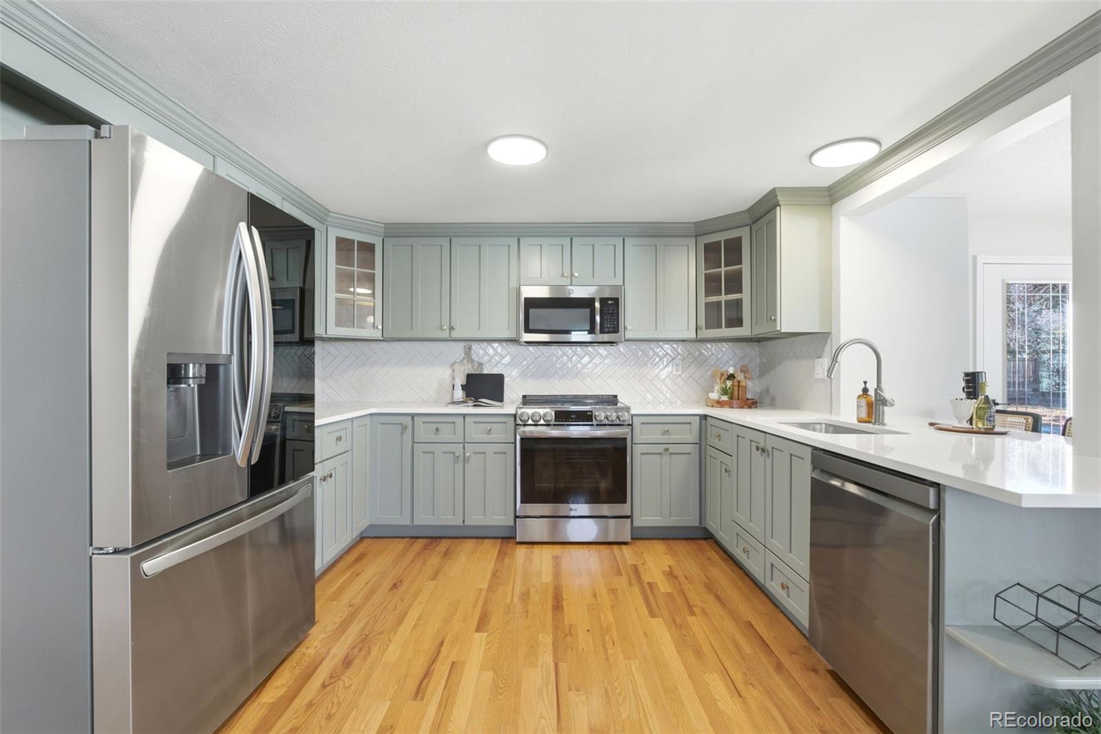 MLS Image #9 for 7061 s glencoe court,centennial, Colorado