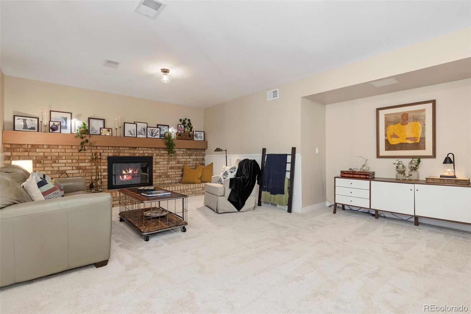MLS Image #17 for 7386 s bannock drive,littleton, Colorado
