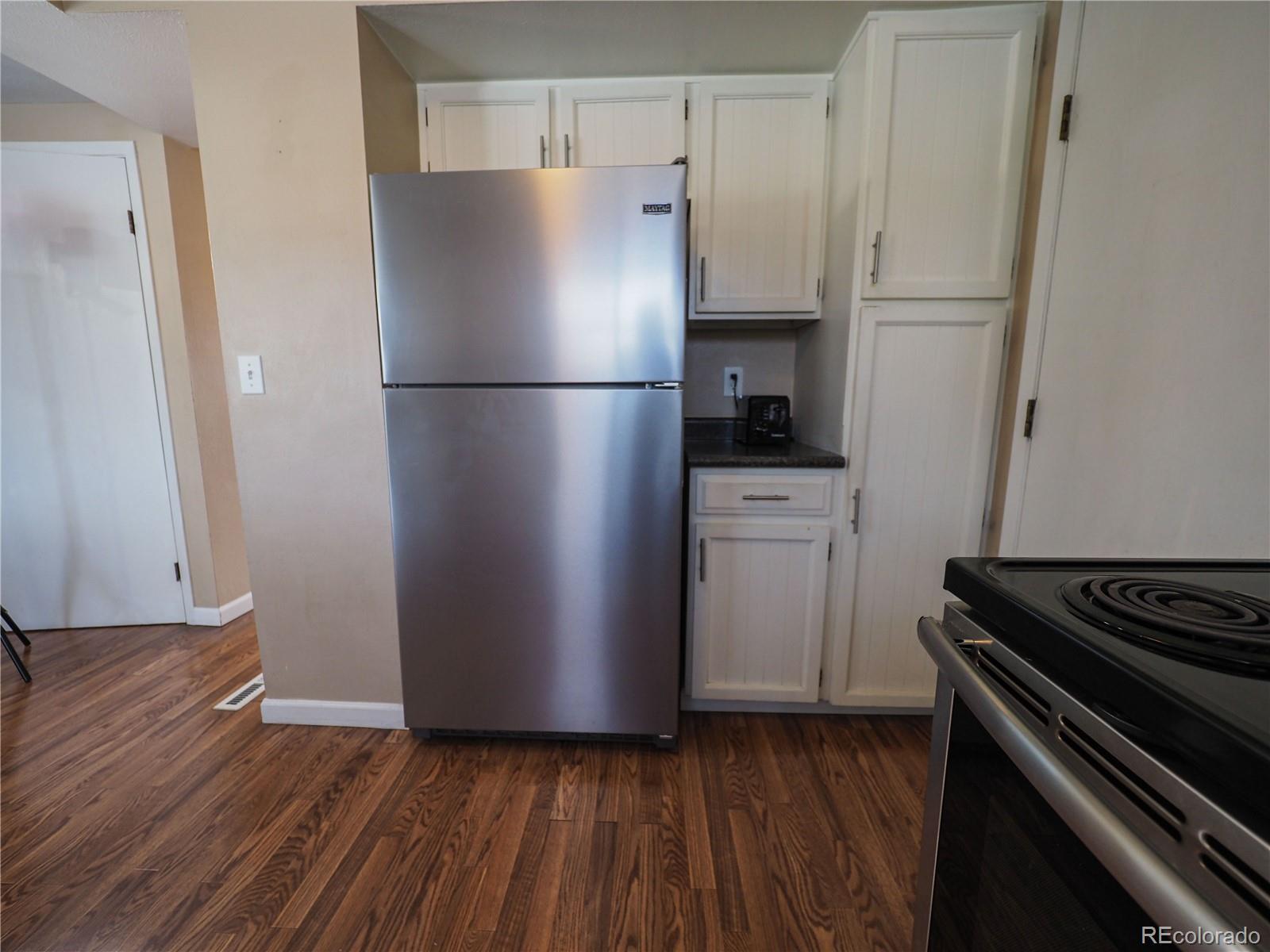 MLS Image #10 for 14529 e tufts avenue,aurora, Colorado