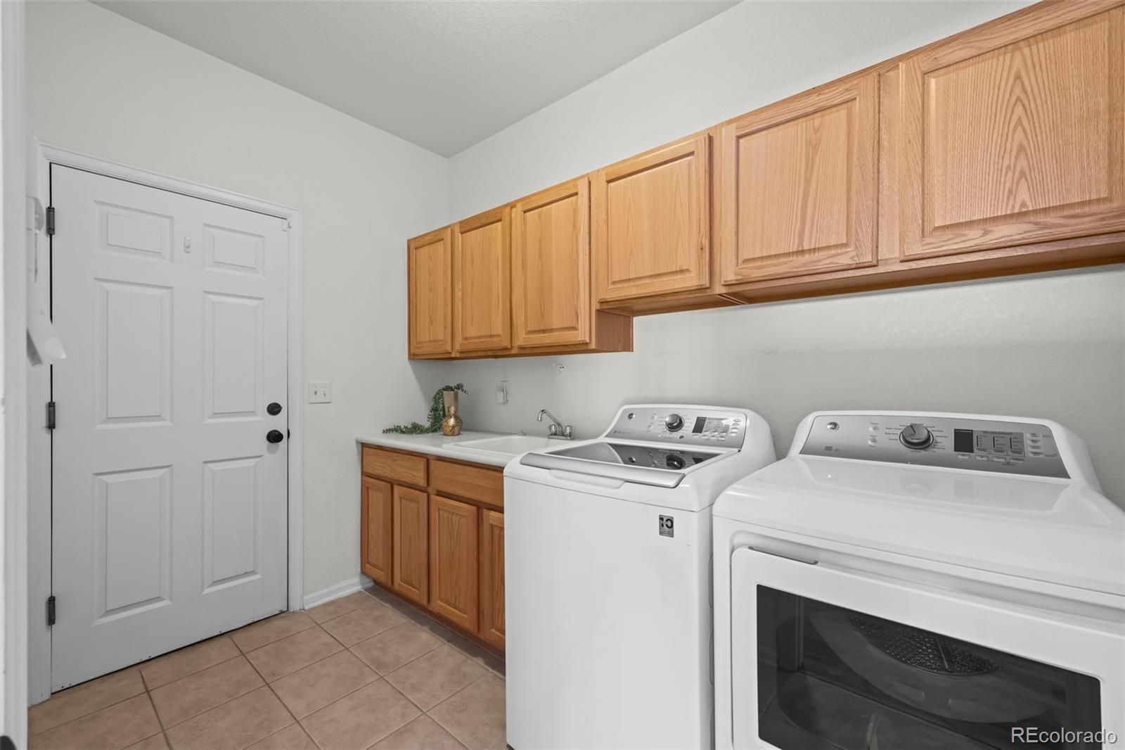 MLS Image #16 for 20757 e eastman avenue,aurora, Colorado