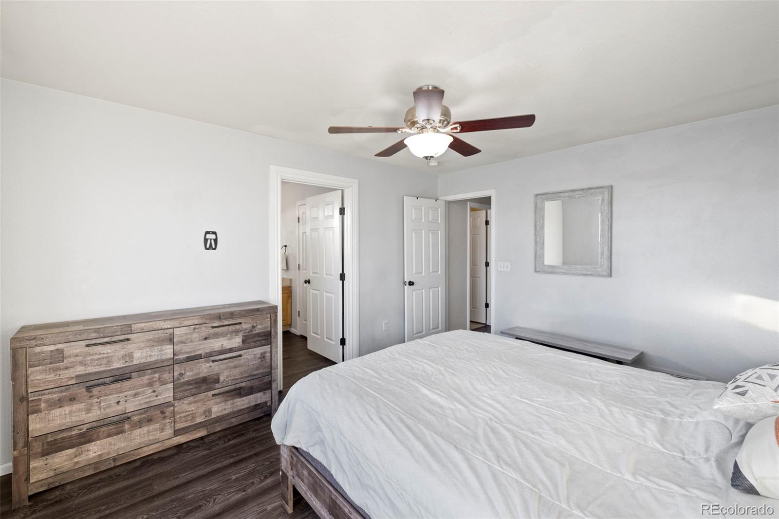 MLS Image #20 for 886  square dance lane,fountain, Colorado