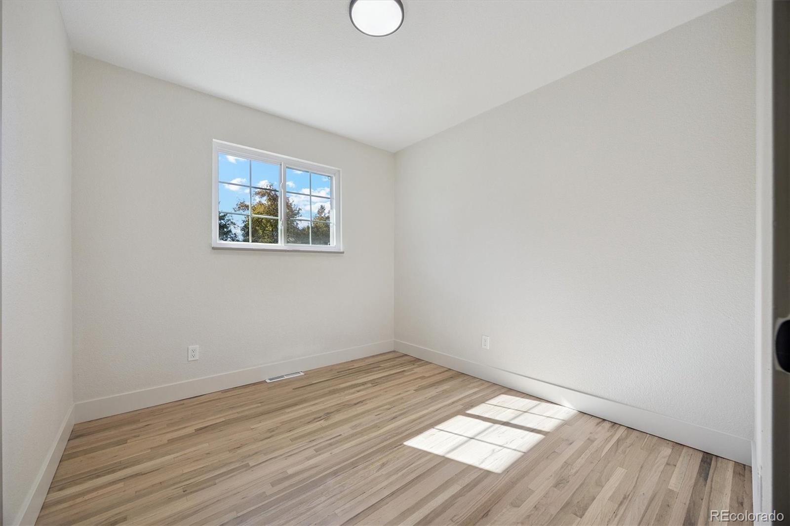 MLS Image #19 for 707 w easter avenue,littleton, Colorado