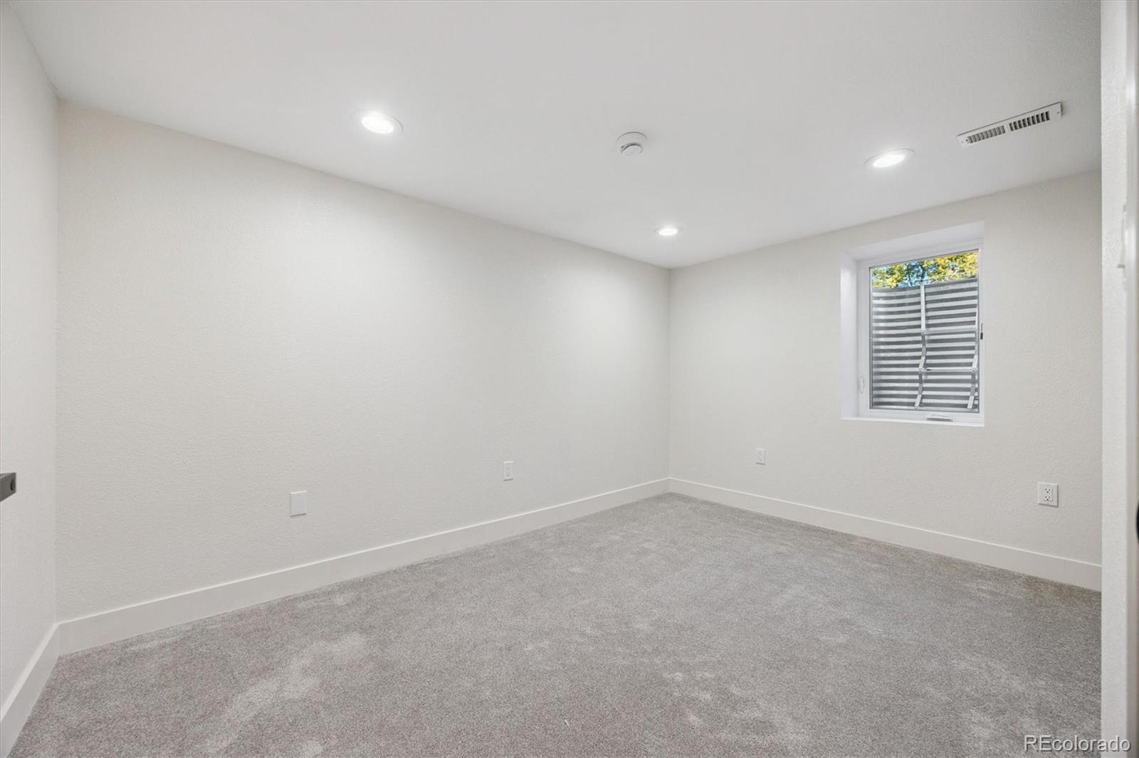 MLS Image #26 for 707 w easter avenue,littleton, Colorado