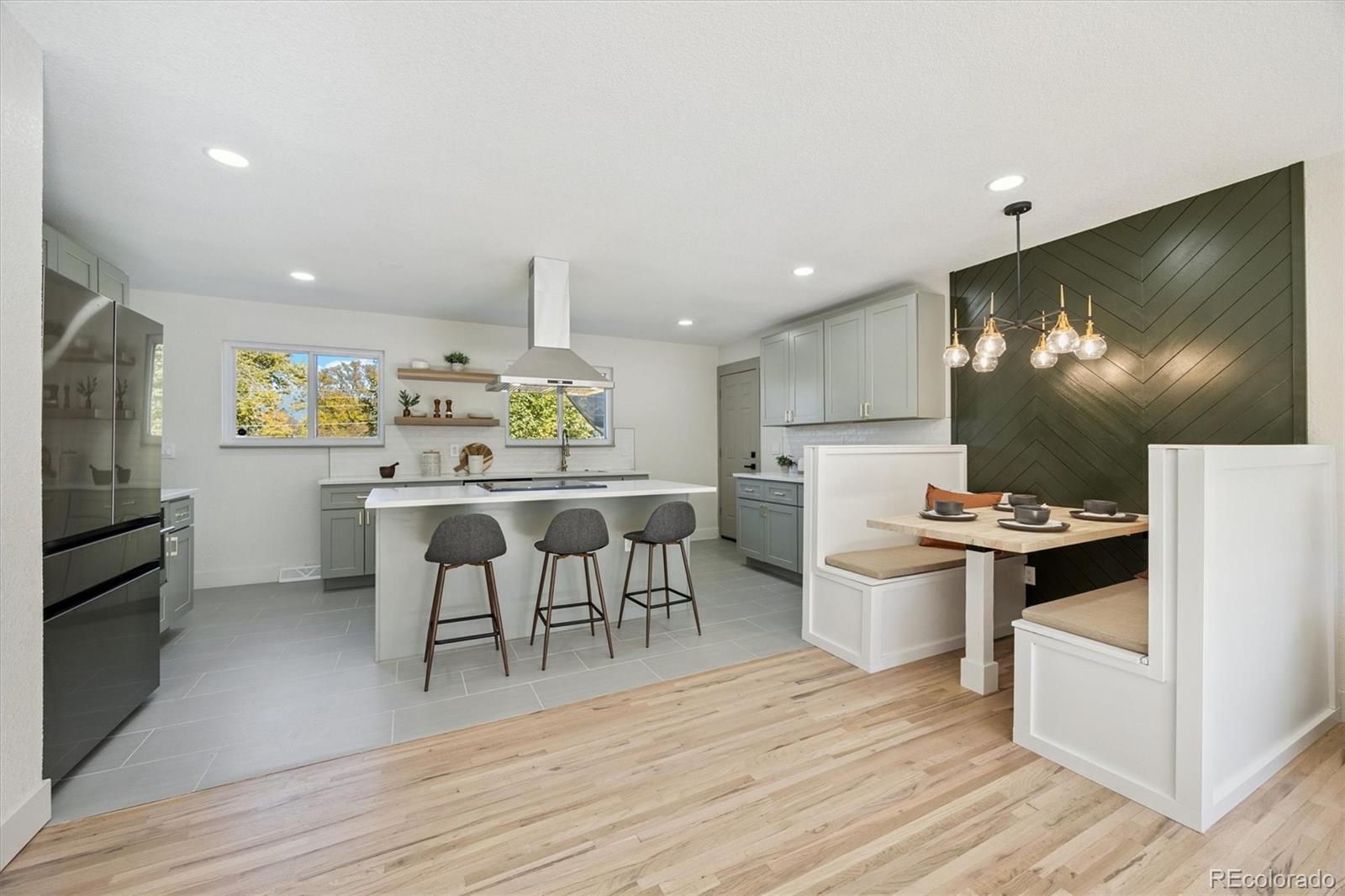 MLS Image #5 for 707 w easter avenue,littleton, Colorado