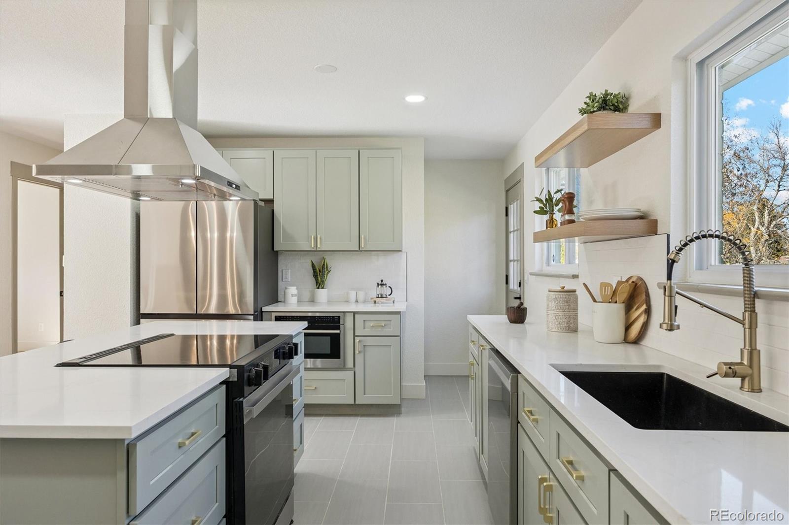 MLS Image #9 for 707 w easter avenue,littleton, Colorado
