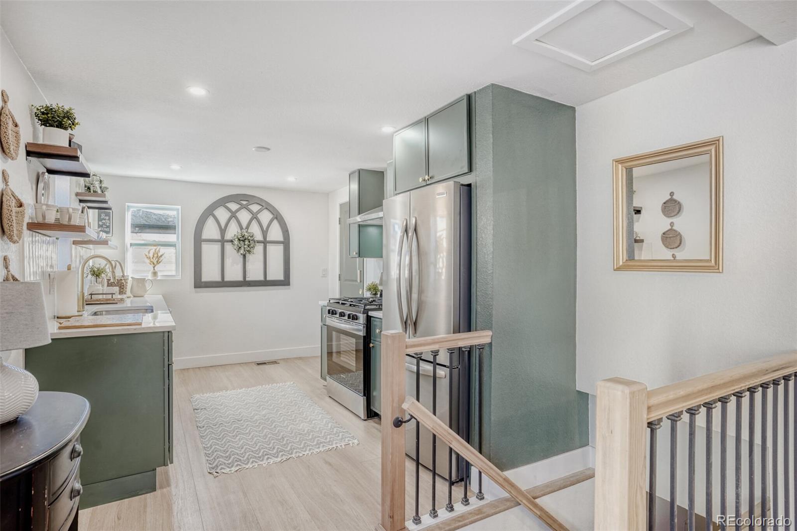 MLS Image #14 for 3670 n glencoe street,denver, Colorado