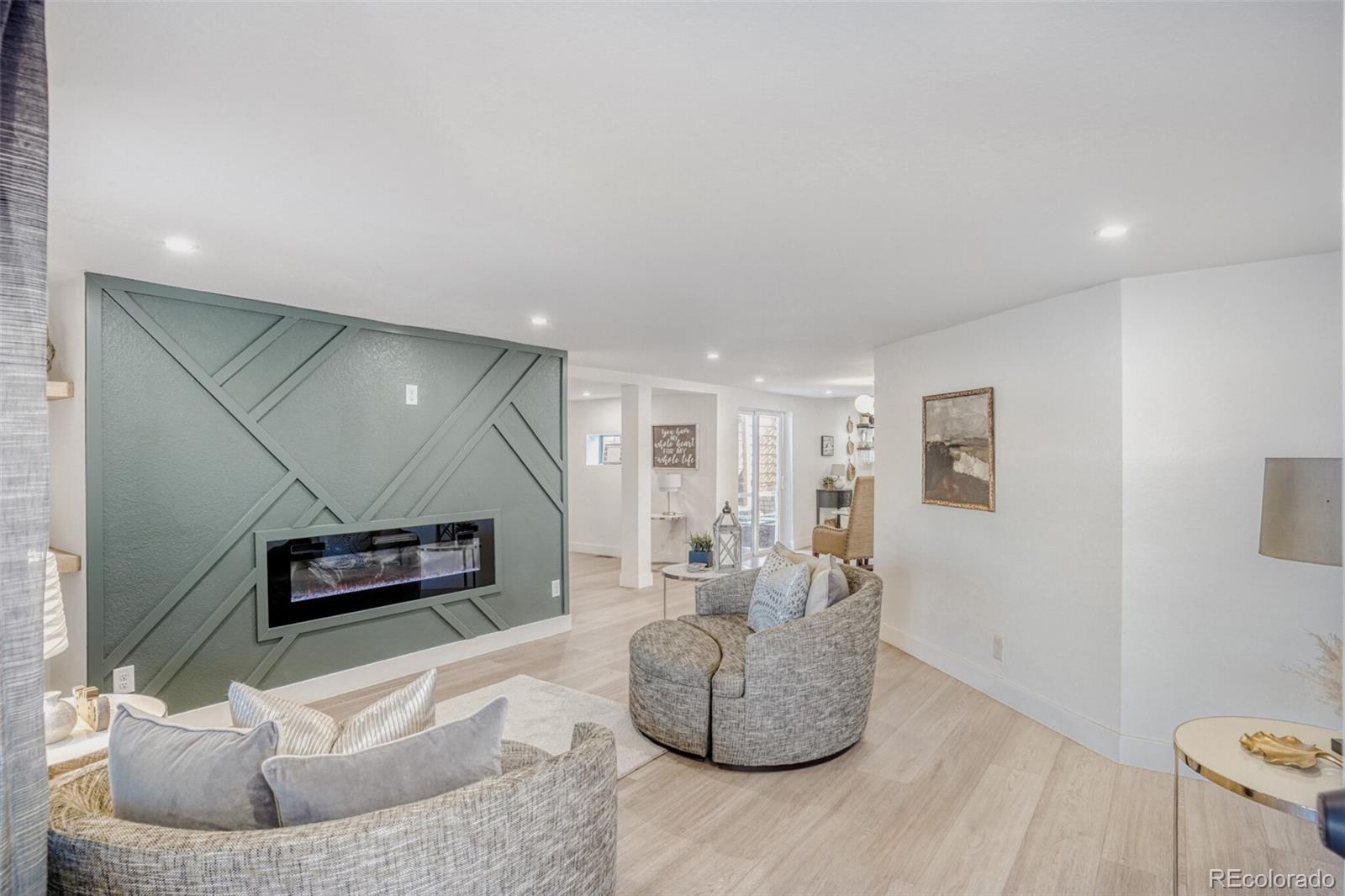MLS Image #4 for 3670 n glencoe street,denver, Colorado