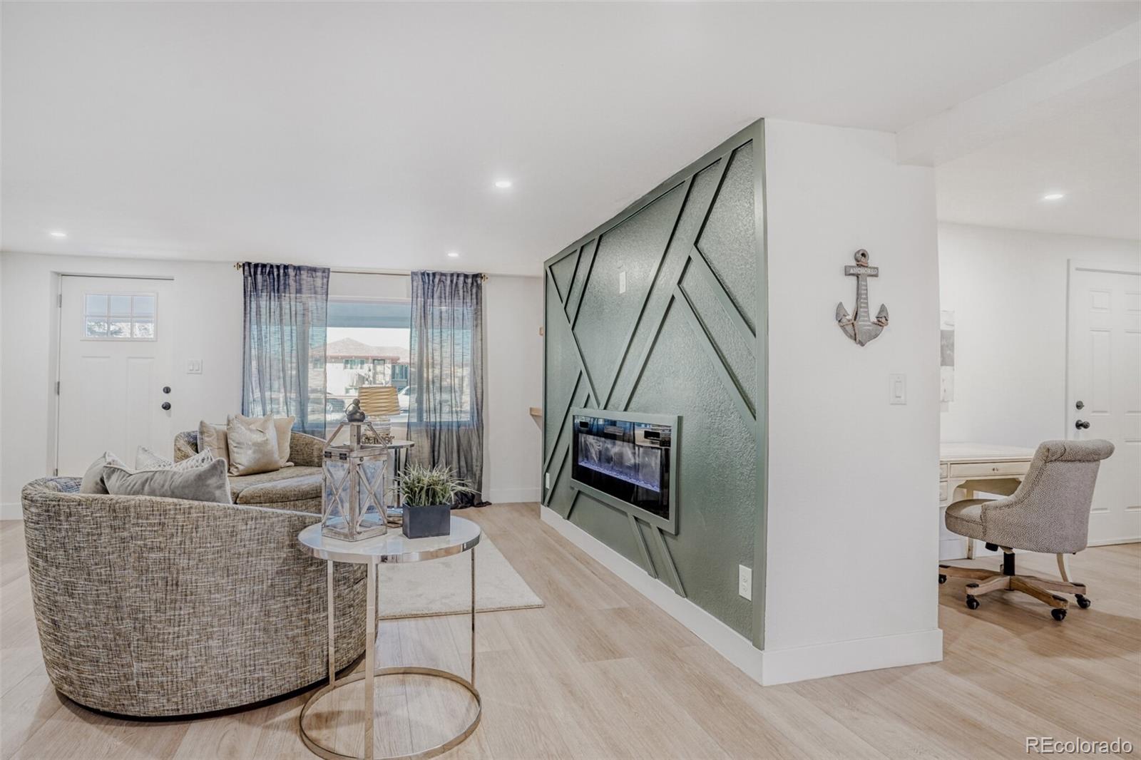 MLS Image #5 for 3670 n glencoe street,denver, Colorado