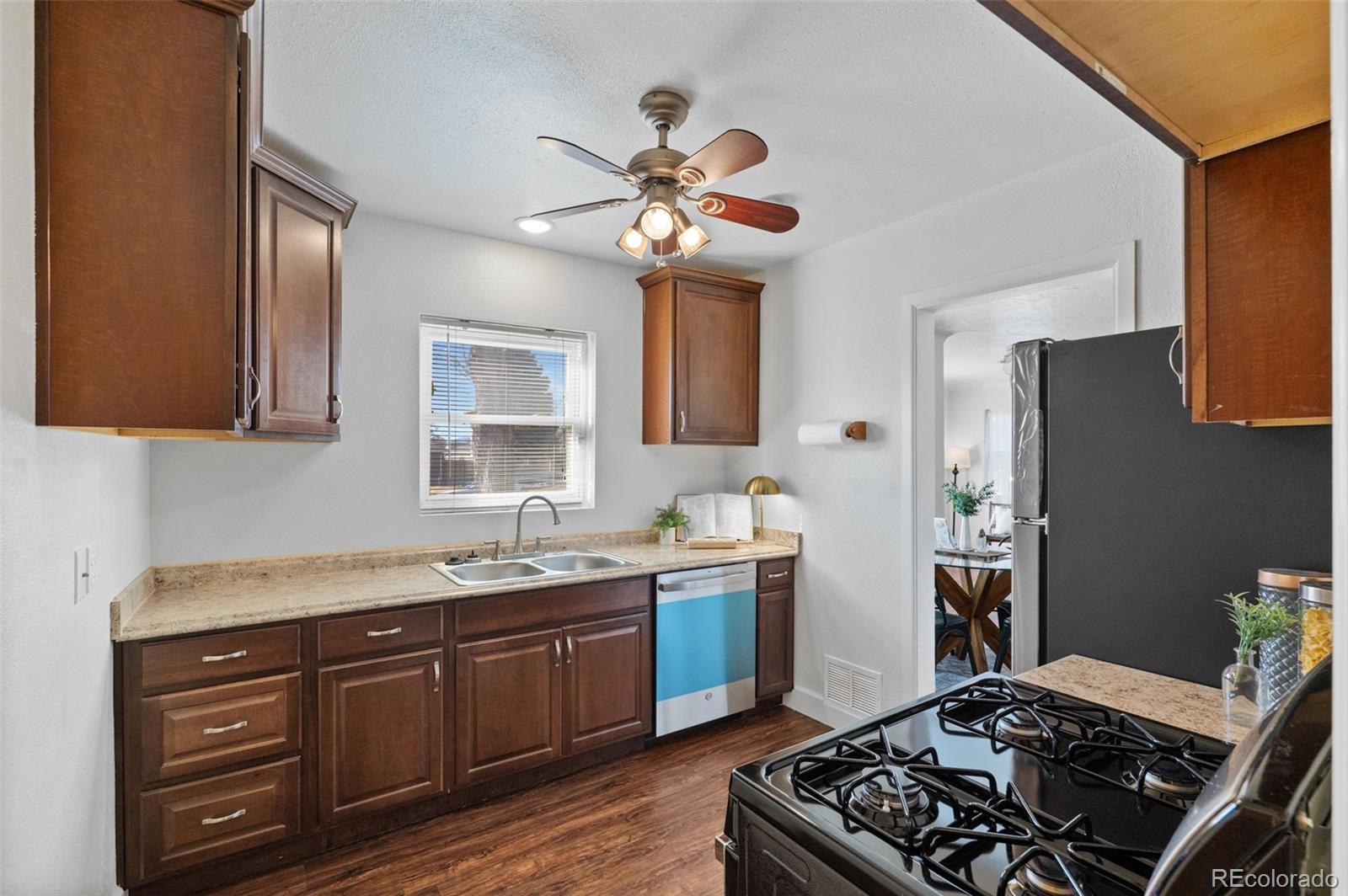 MLS Image #10 for 2680  kearney street,denver, Colorado
