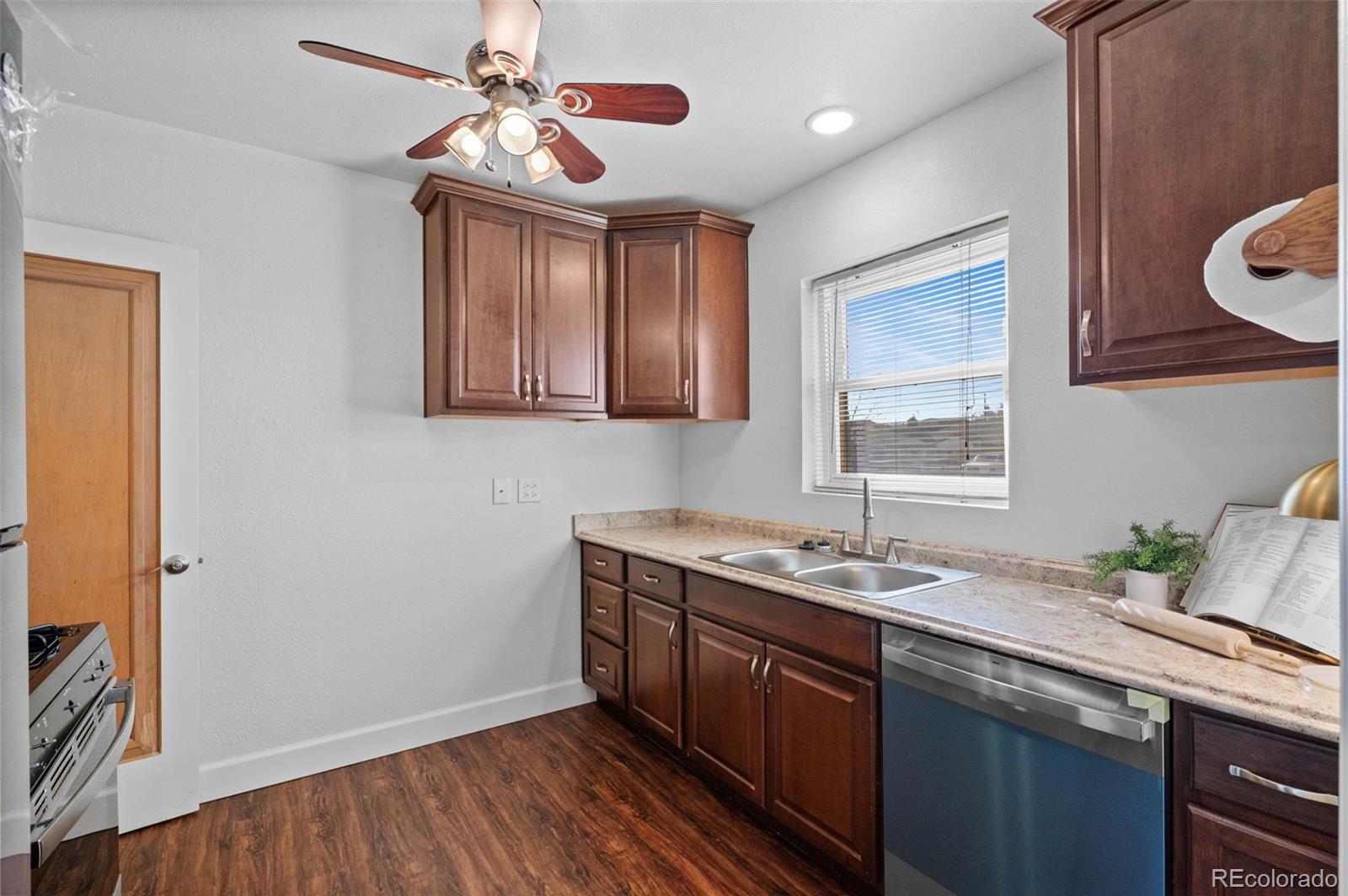 MLS Image #8 for 2680  kearney street,denver, Colorado