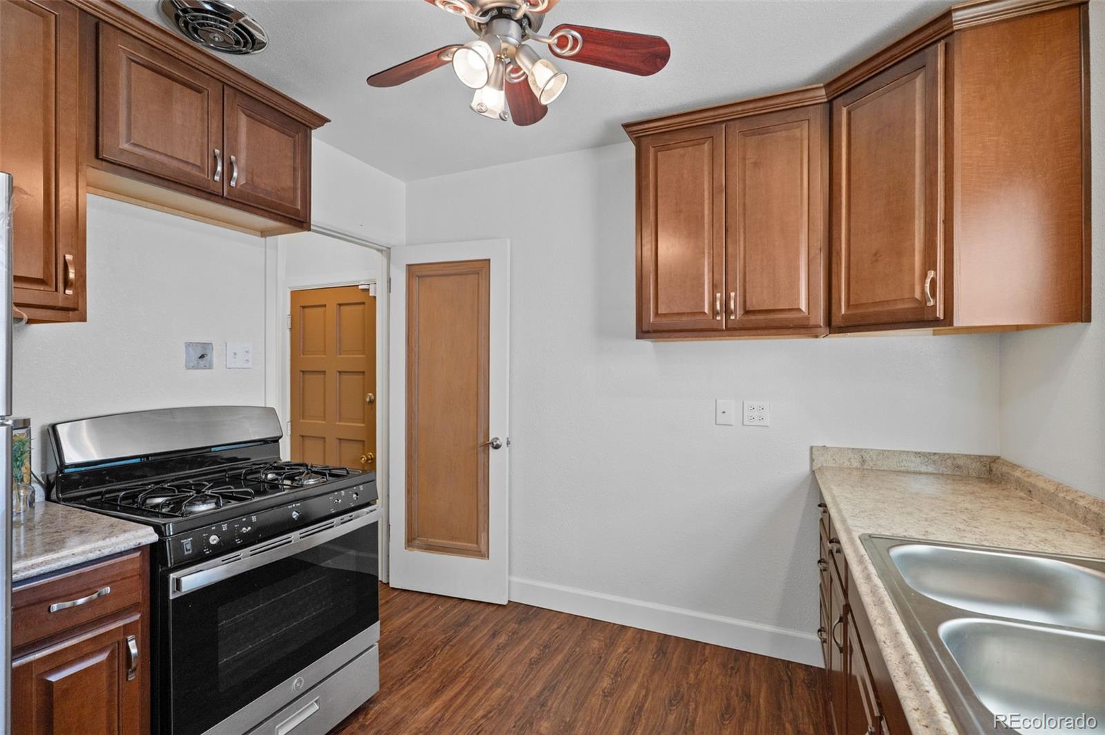 MLS Image #9 for 2680  kearney street,denver, Colorado