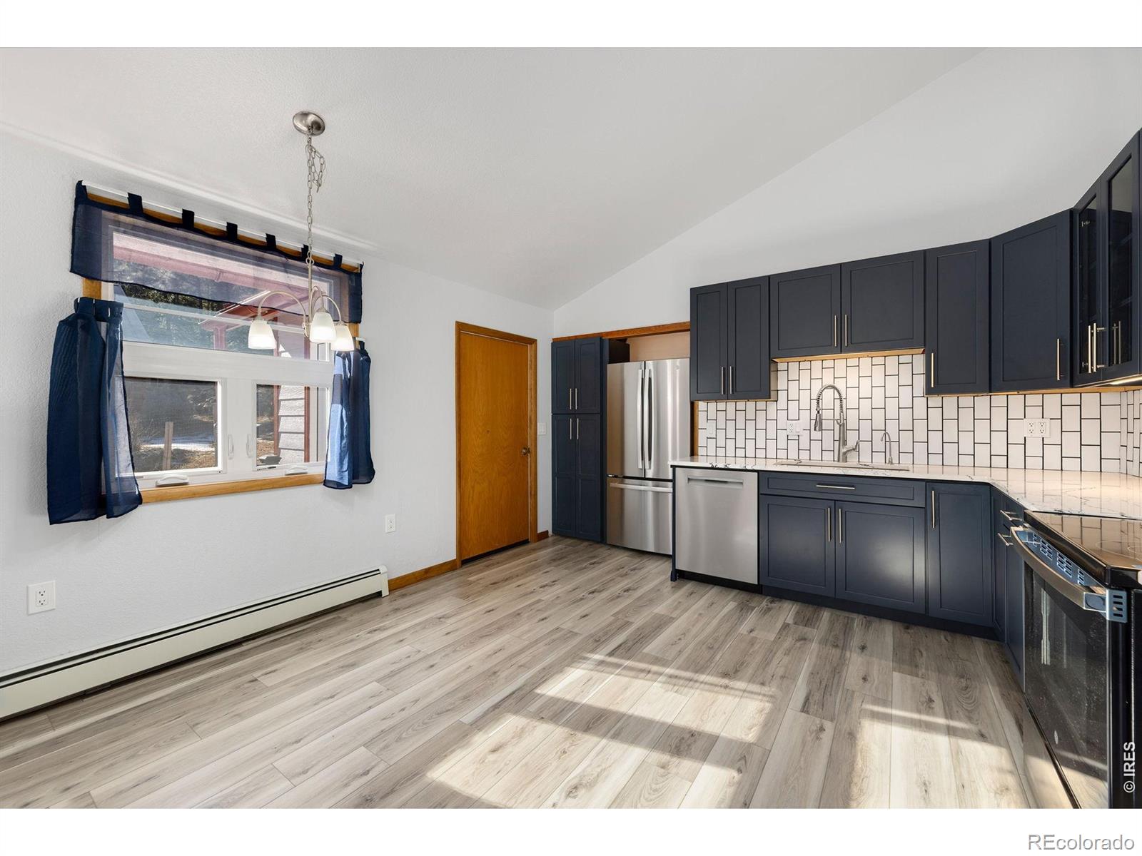 MLS Image #10 for 417  cedar drive,lyons, Colorado