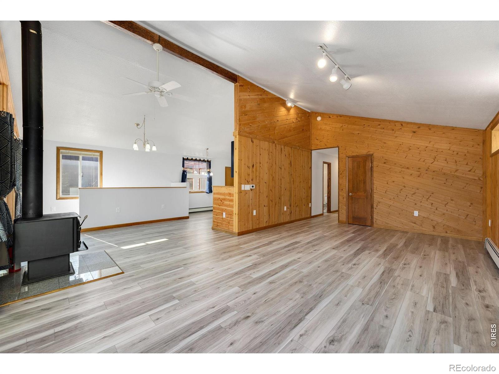 MLS Image #5 for 417  cedar drive,lyons, Colorado