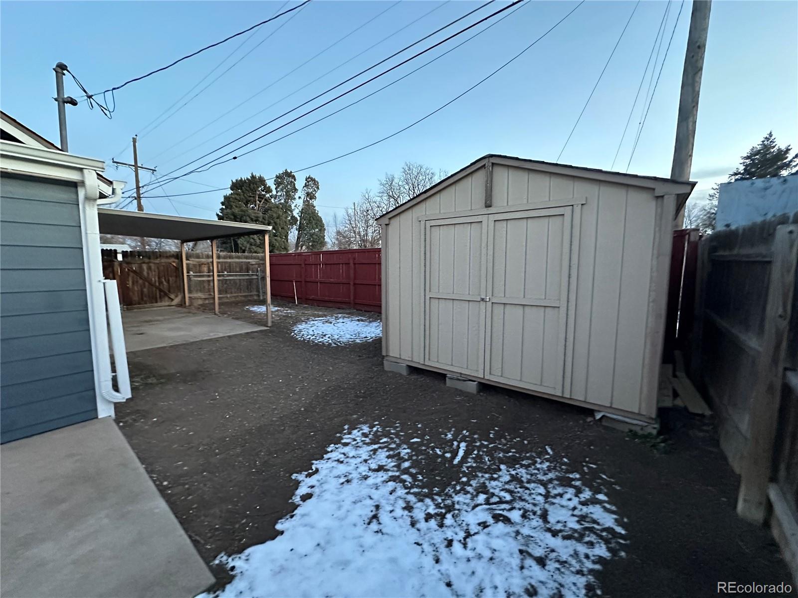 MLS Image #13 for 665 s hazel court,denver, Colorado