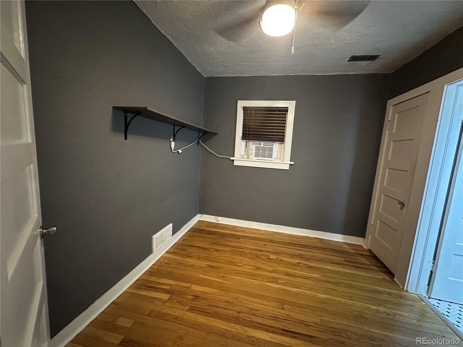 MLS Image #7 for 665 s hazel court,denver, Colorado