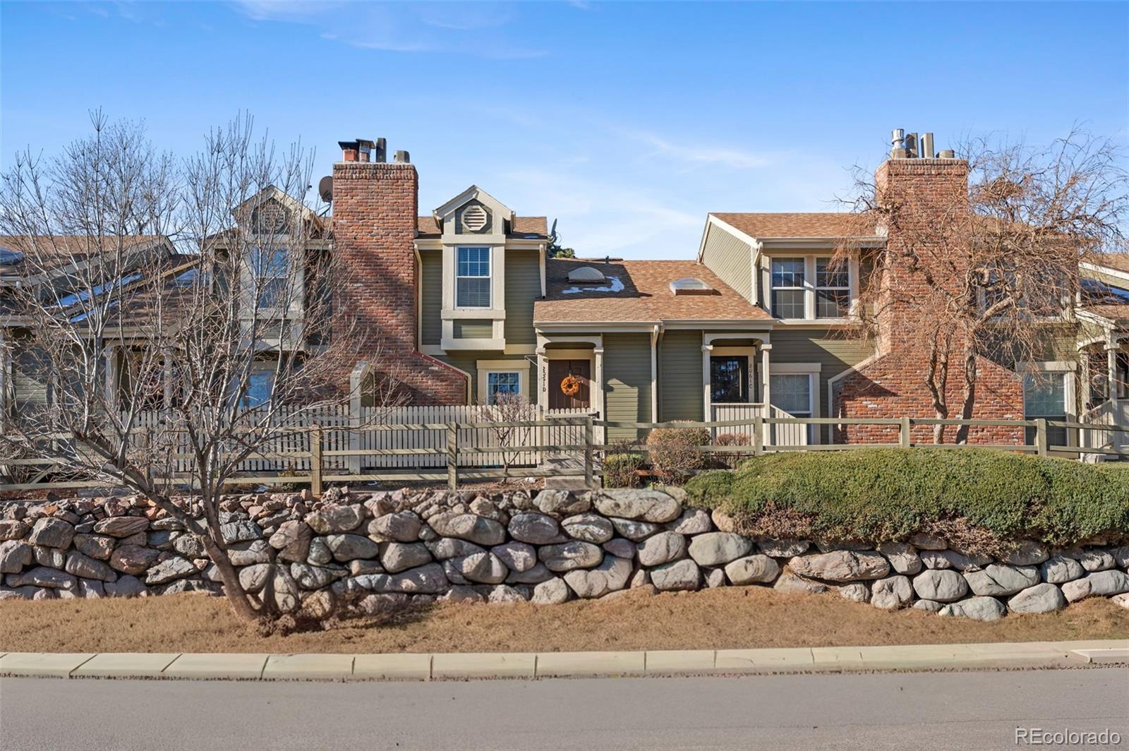 MLS Image #1 for 2061 s helena street d,aurora, Colorado
