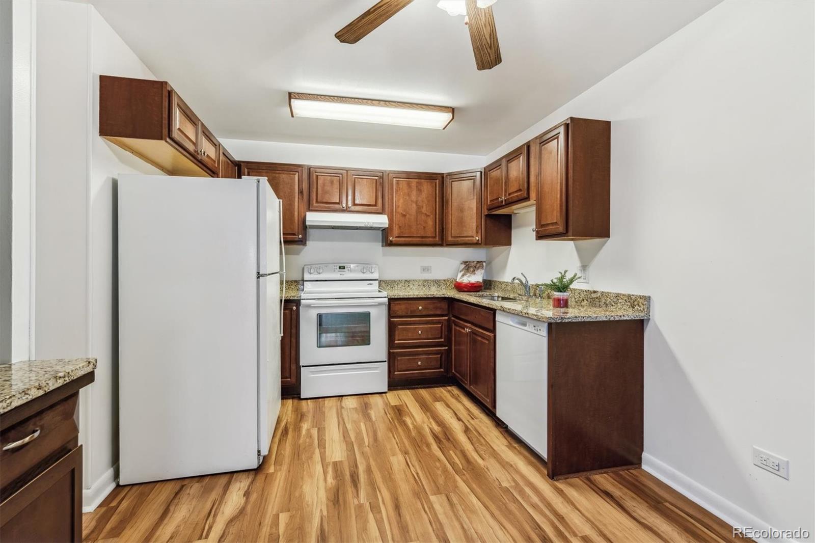 MLS Image #3 for 610 s alton way 8d,denver, Colorado
