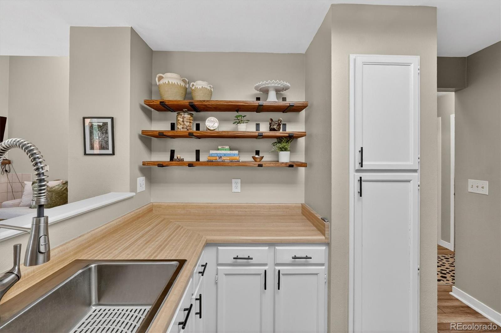 MLS Image #13 for 6911 s dover way,littleton, Colorado