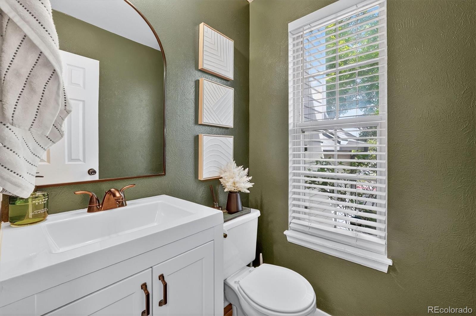 MLS Image #15 for 6911 s dover way,littleton, Colorado