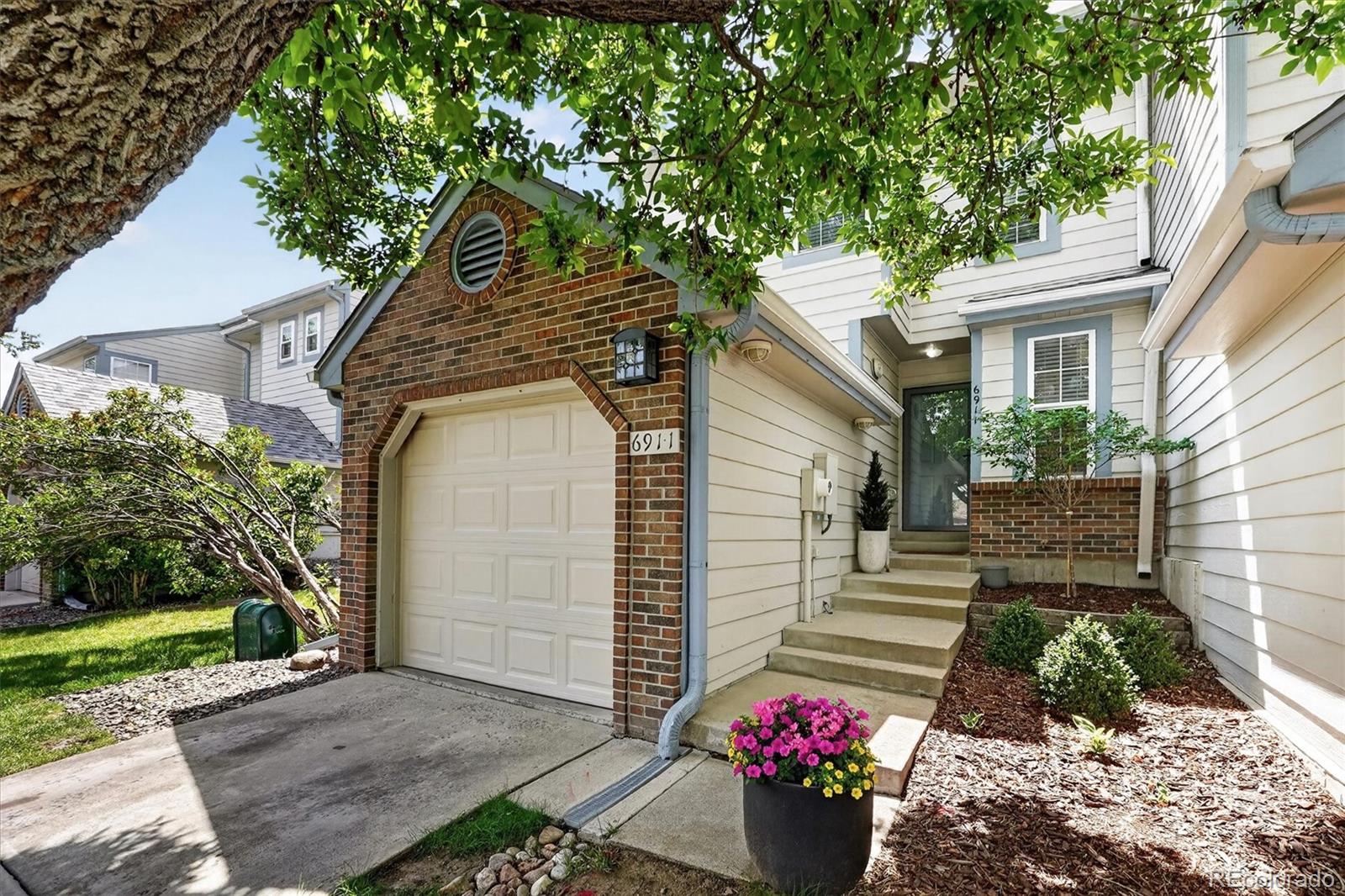 MLS Image #2 for 6911 s dover way,littleton, Colorado