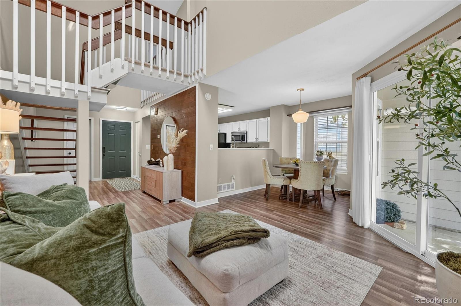 MLS Image #6 for 6911 s dover way,littleton, Colorado