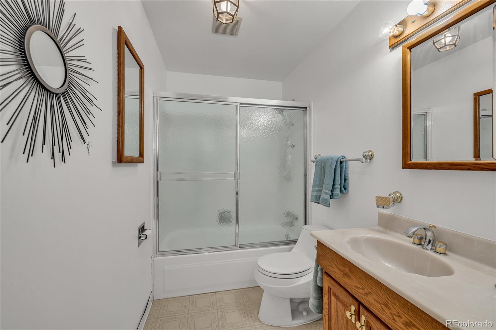 MLS Image #18 for 6961 e arkansas avenue,denver, Colorado