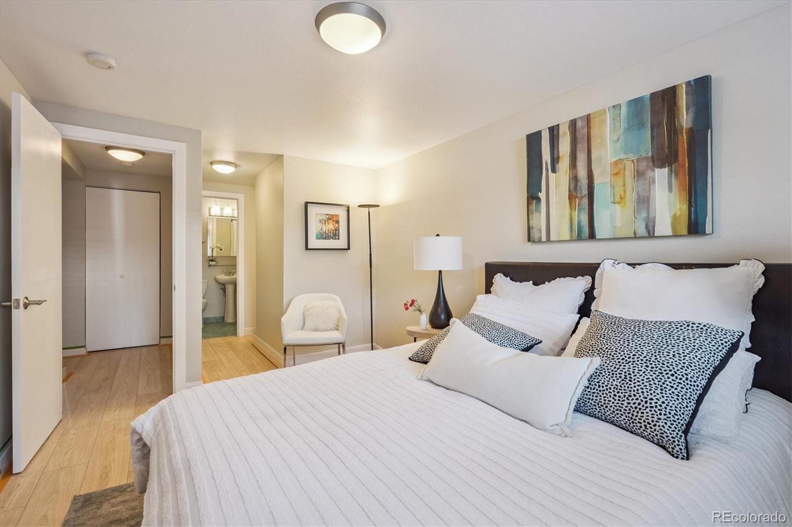 MLS Image #11 for 1245  columbine street,denver, Colorado