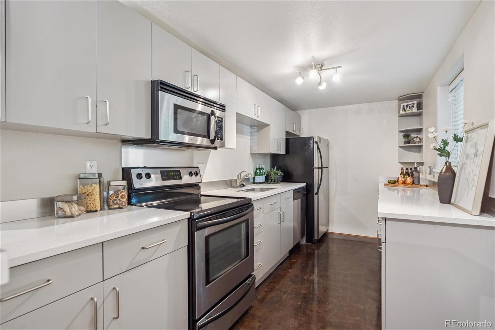 MLS Image #7 for 1245  columbine street,denver, Colorado