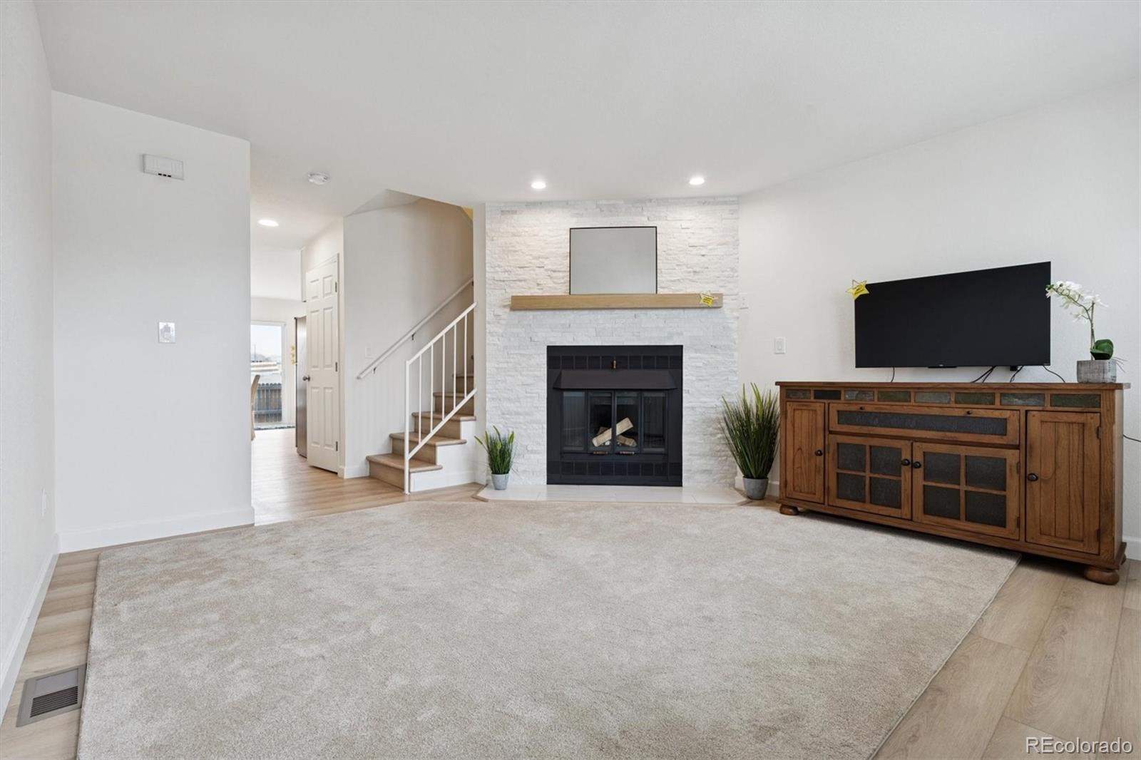 MLS Image #3 for 10840  bayfield way,parker, Colorado