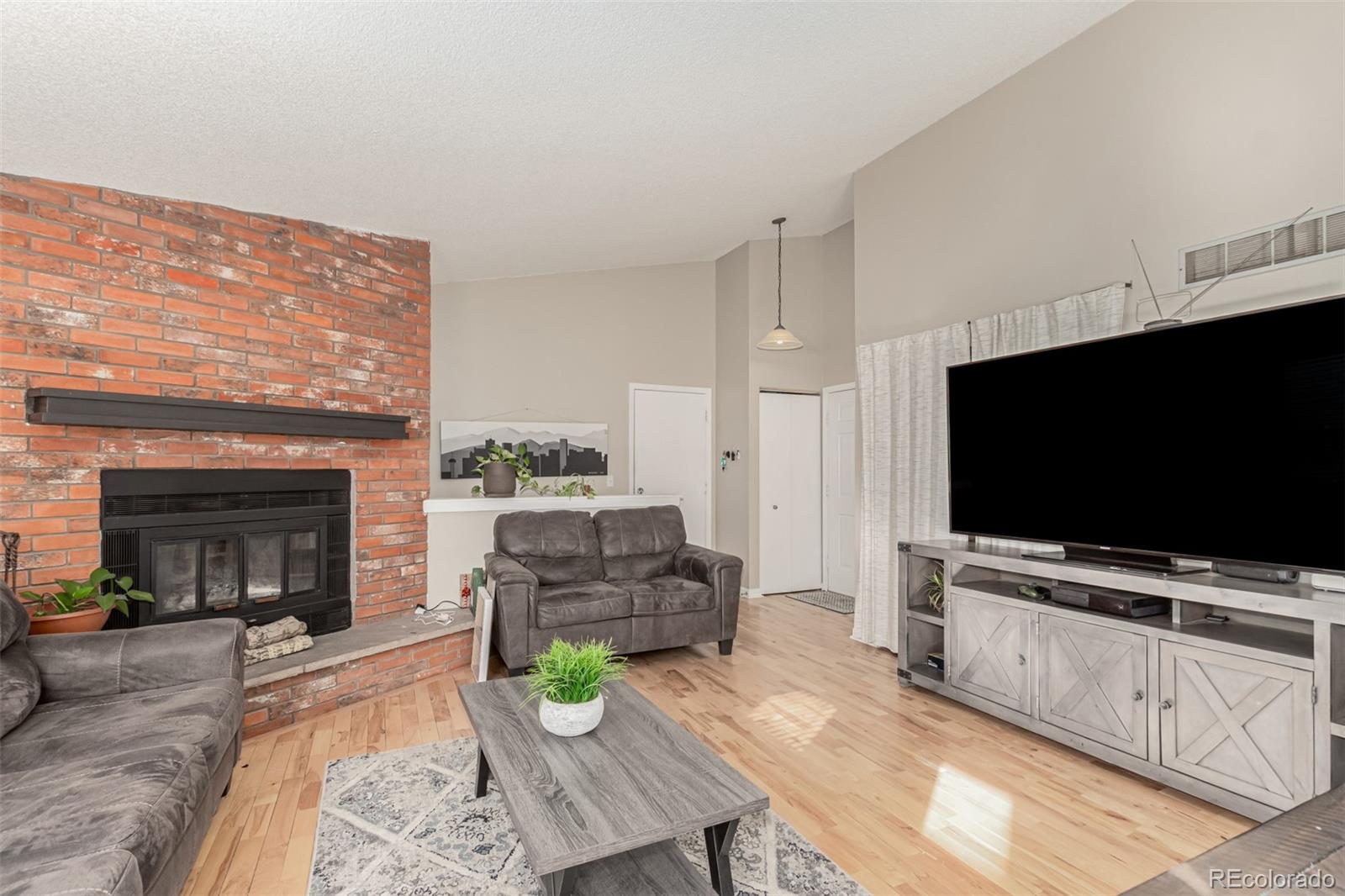 MLS Image #3 for 17716 e ohio circle,aurora, Colorado