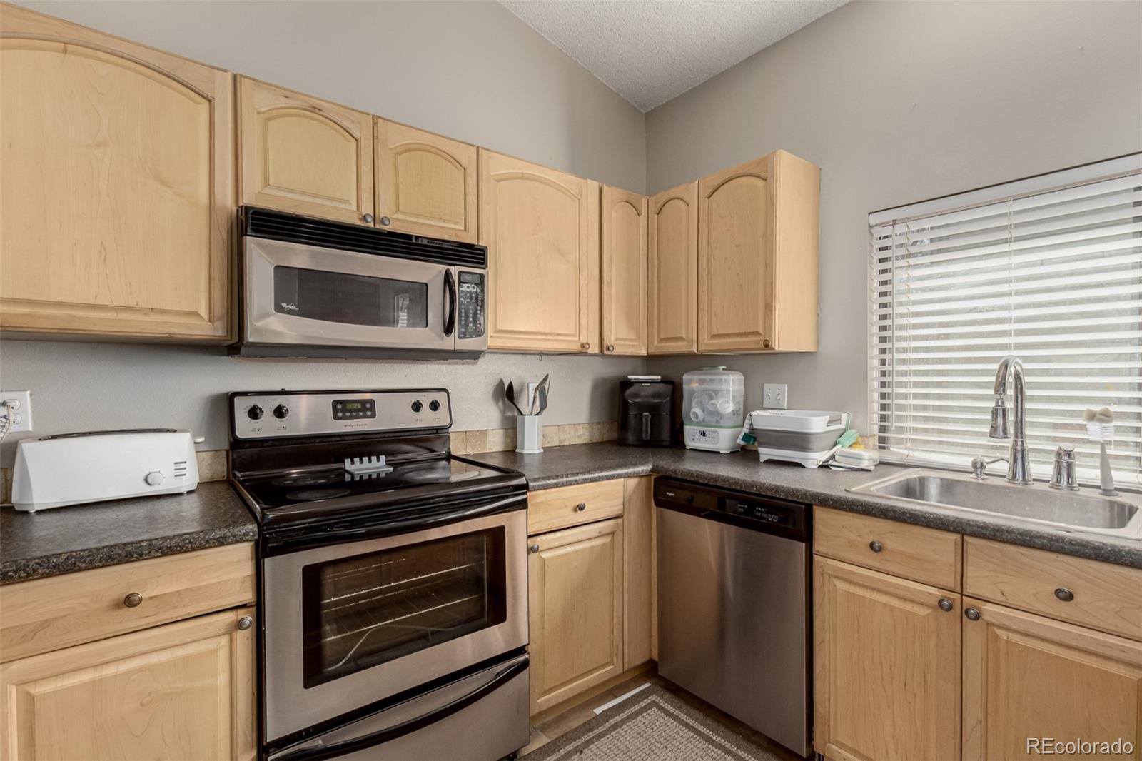 MLS Image #7 for 17716 e ohio circle,aurora, Colorado