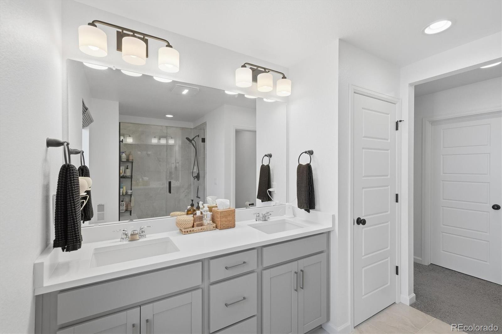 MLS Image #20 for 8049  monte vista circle,littleton, Colorado