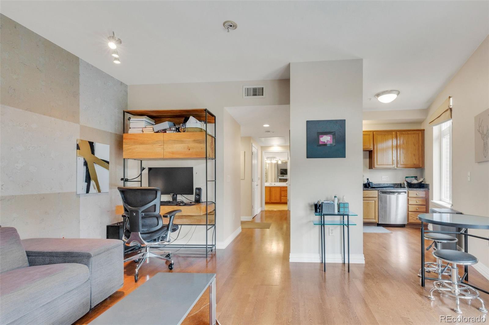 MLS Image #8 for 2700 e cherry creek south drive 220,denver, Colorado