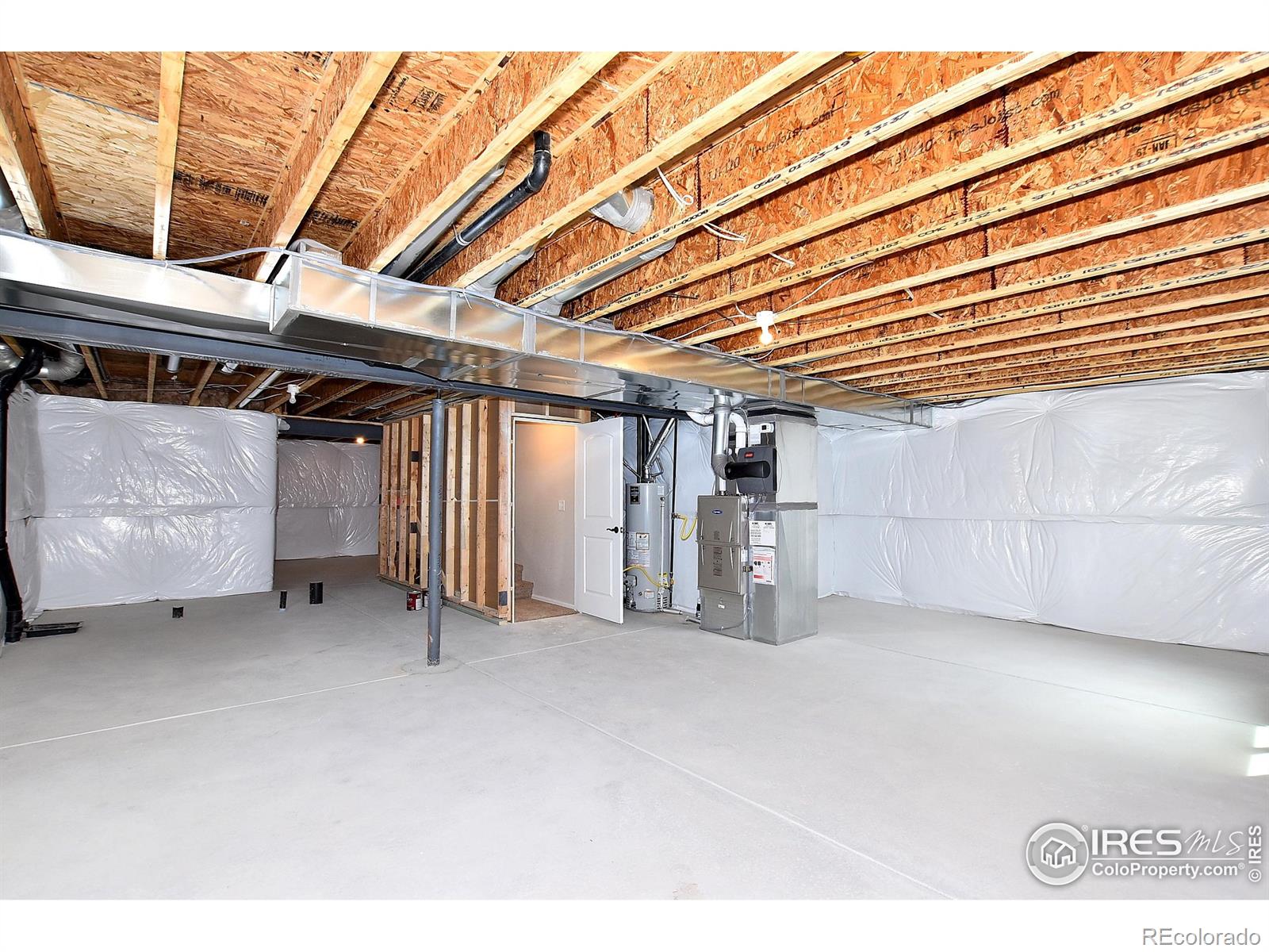MLS Image #37 for 2422  jasmine lane,johnstown, Colorado