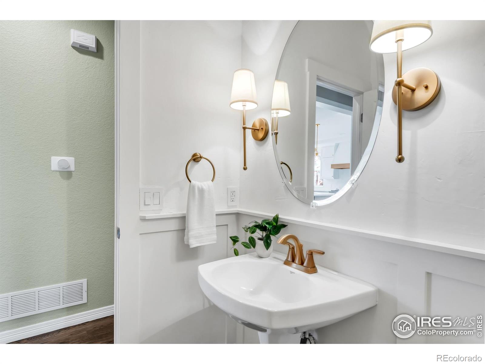 MLS Image #20 for 11145  eliot court,denver, Colorado