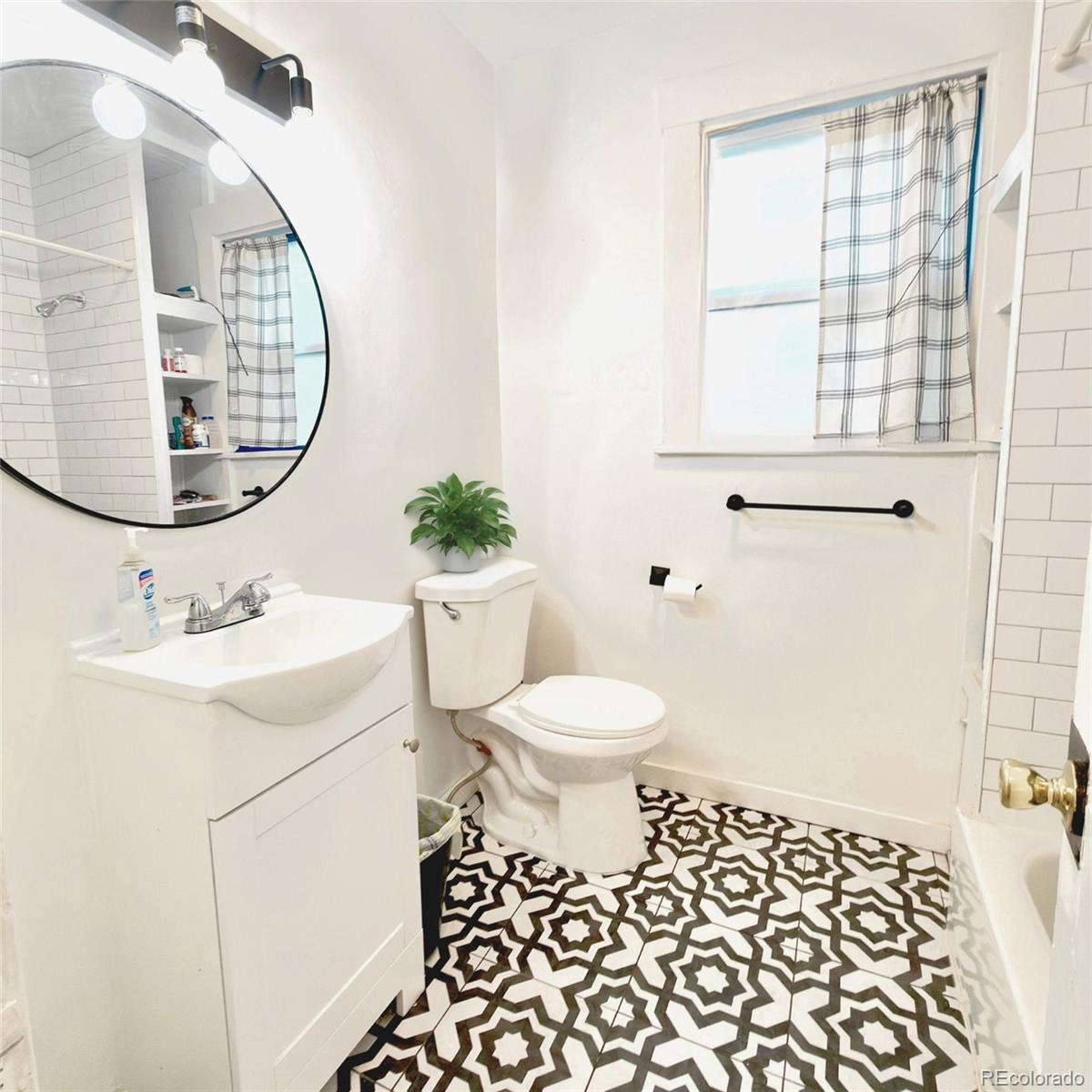 MLS Image #13 for 4556  decatur street,denver, Colorado