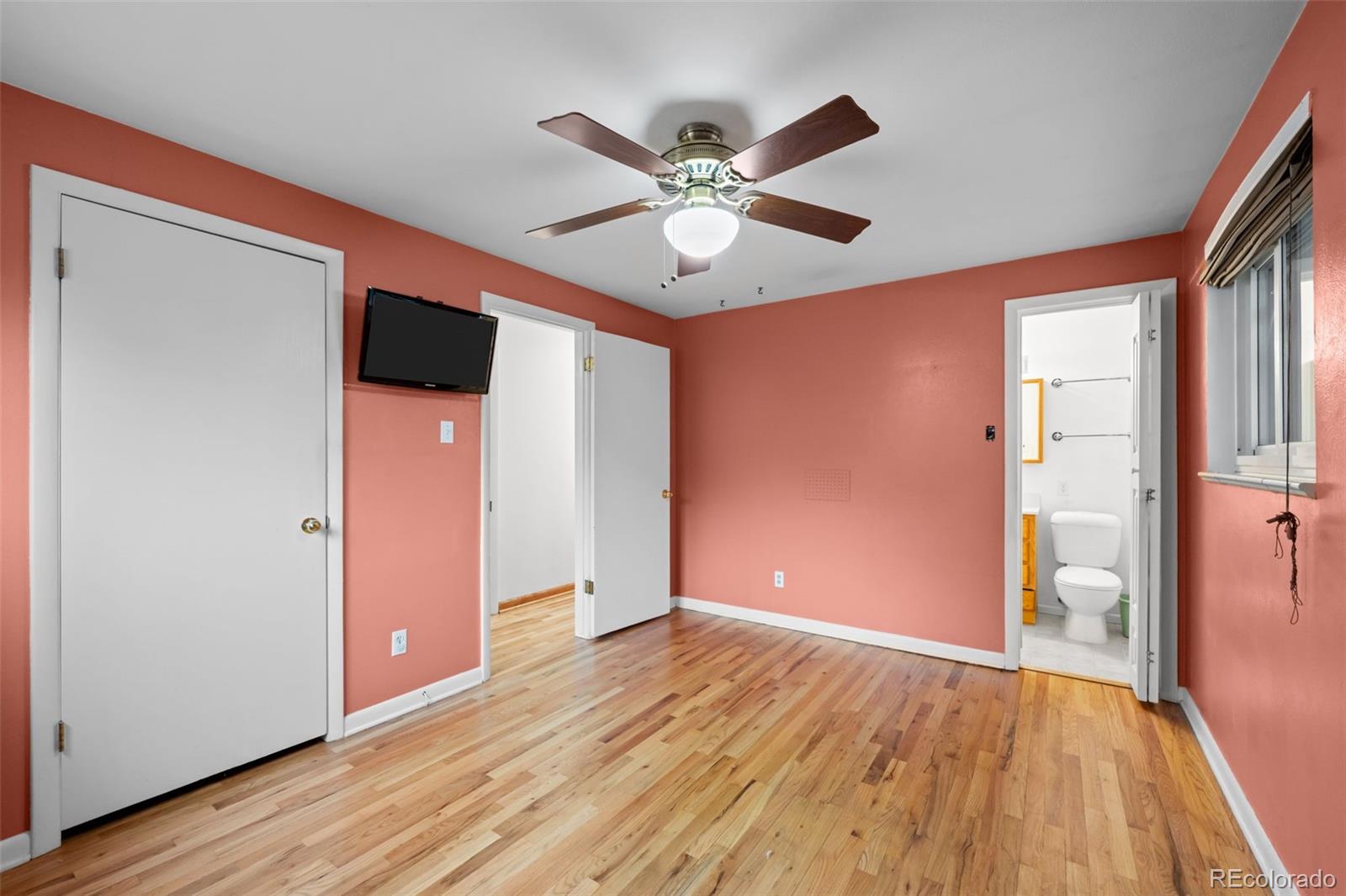 MLS Image #18 for 832 s beech street,lakewood, Colorado