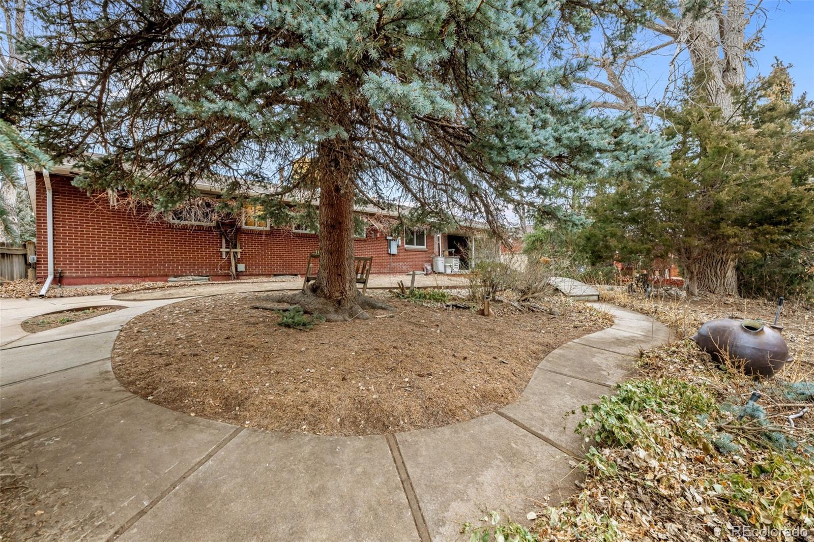 MLS Image #38 for 832 s beech street,lakewood, Colorado