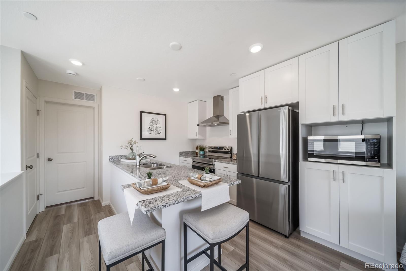 MLS Image #3 for 10350  tucson place,commerce city, Colorado