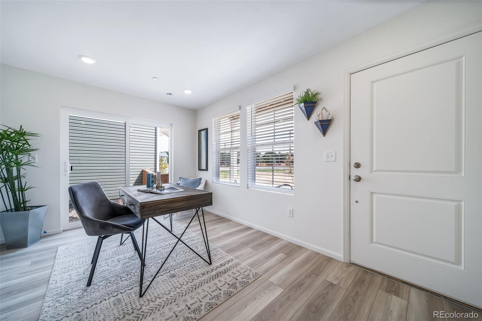 MLS Image #6 for 10350  tucson place,commerce city, Colorado