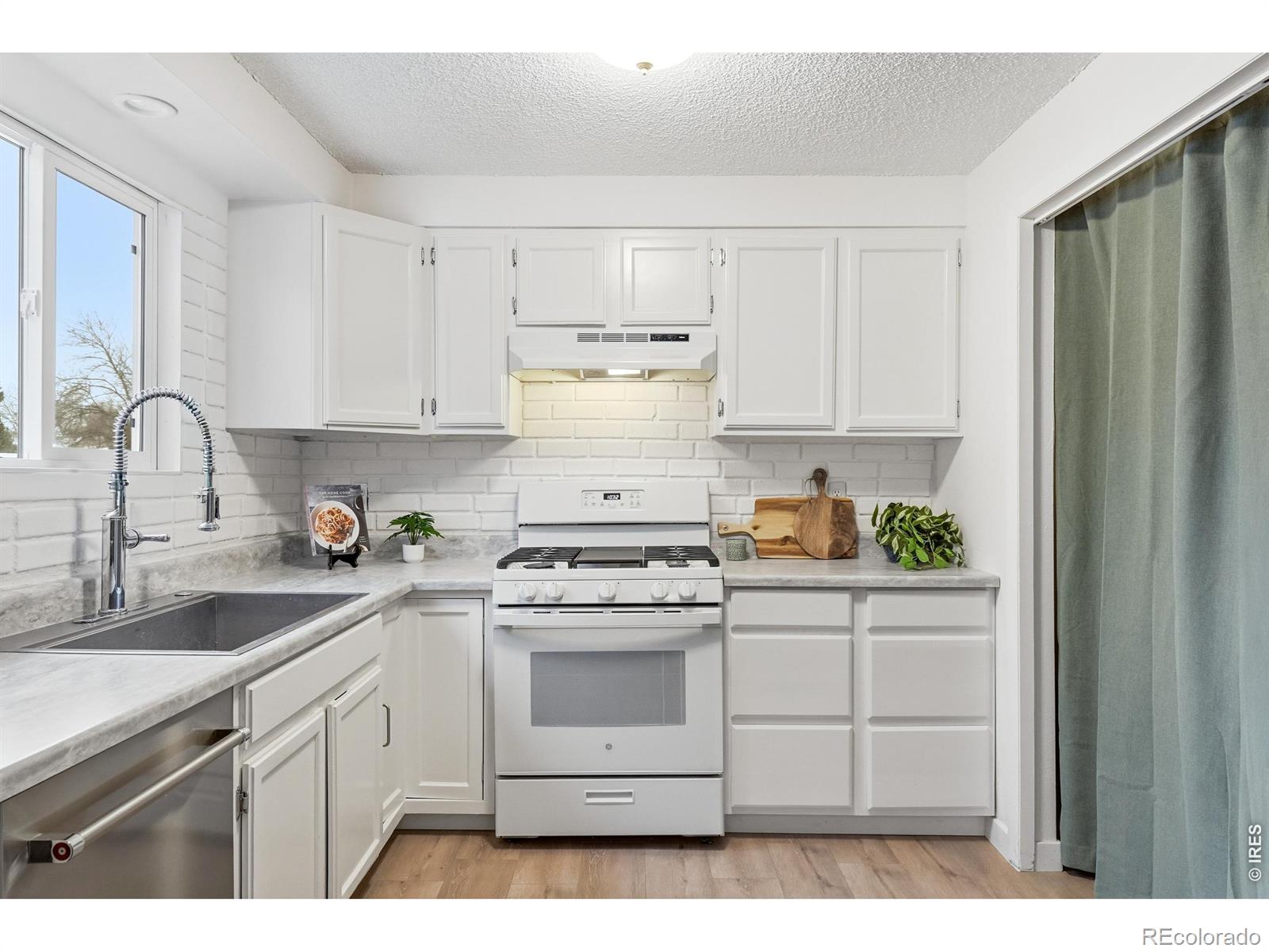 MLS Image #8 for 4559  beachcomber court,boulder, Colorado