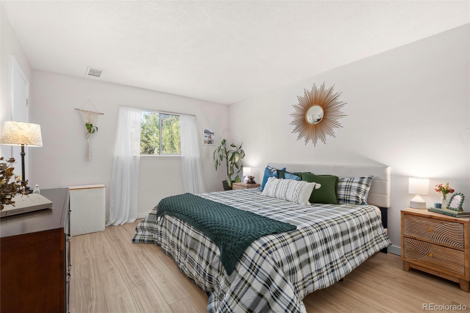 MLS Image #11 for 2463 s memphis way,aurora, Colorado
