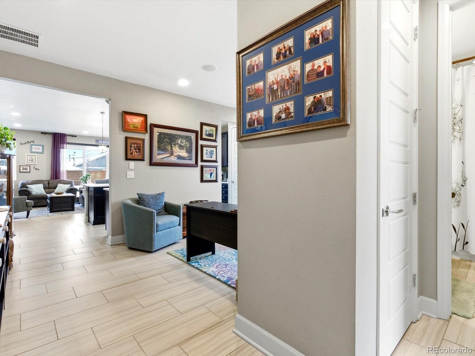 MLS Image #17 for 25126 e 1st avenue,aurora, Colorado