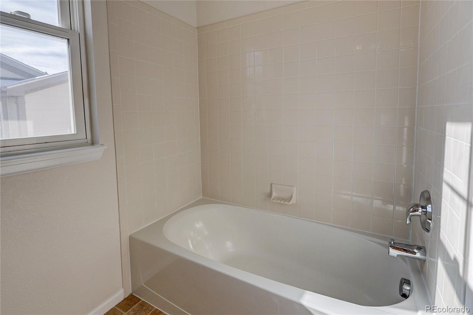 MLS Image #28 for 20118 e dartmouth drive,aurora, Colorado
