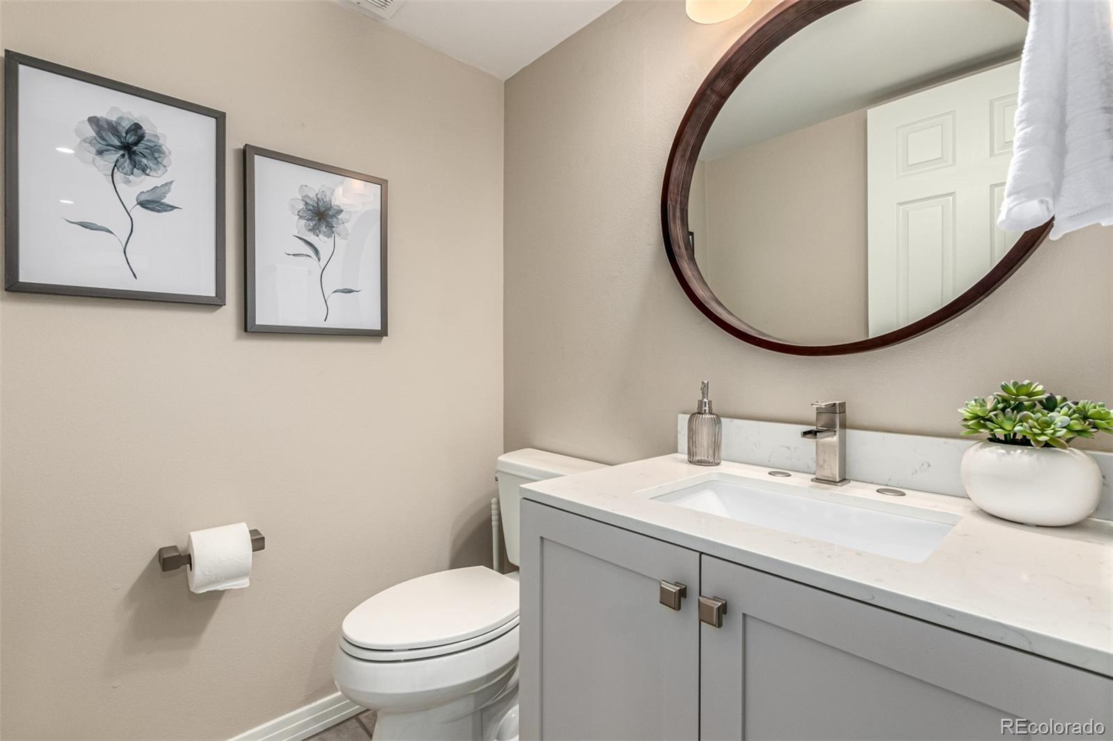 MLS Image #15 for 1661 n washington street d,denver, Colorado